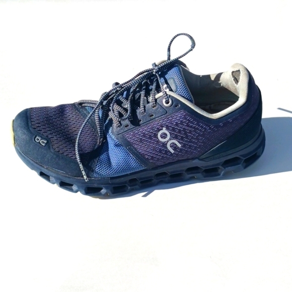 On Cloud Navy Blue Running Shoe Sneaker 9 Comfortable Walking Shoe Althletic - Picture 1 of 6